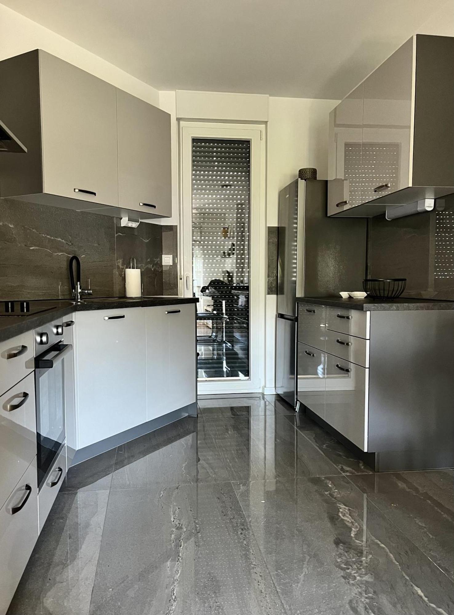 Apartment Cesarica Split