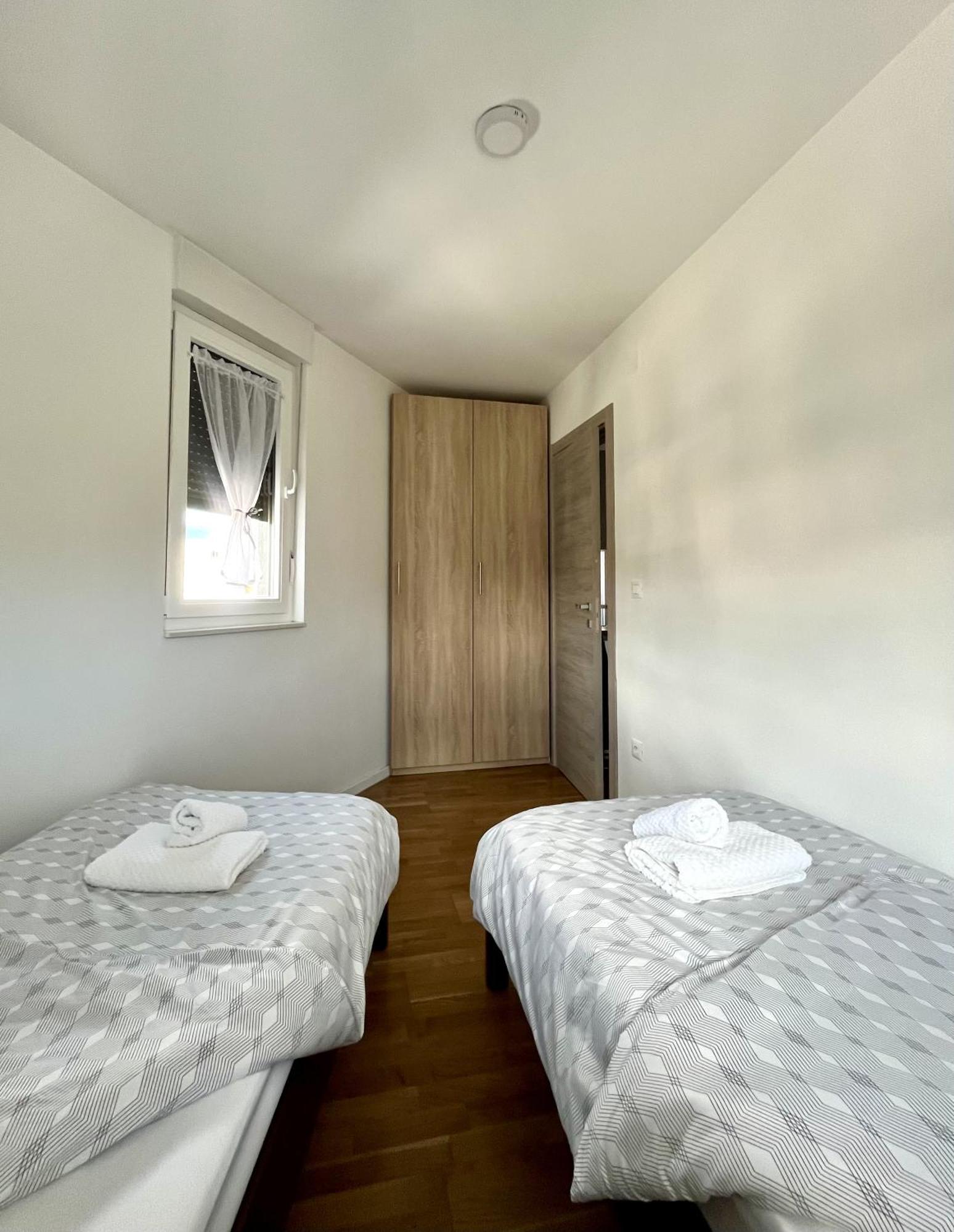 Cesarica Apartmán *